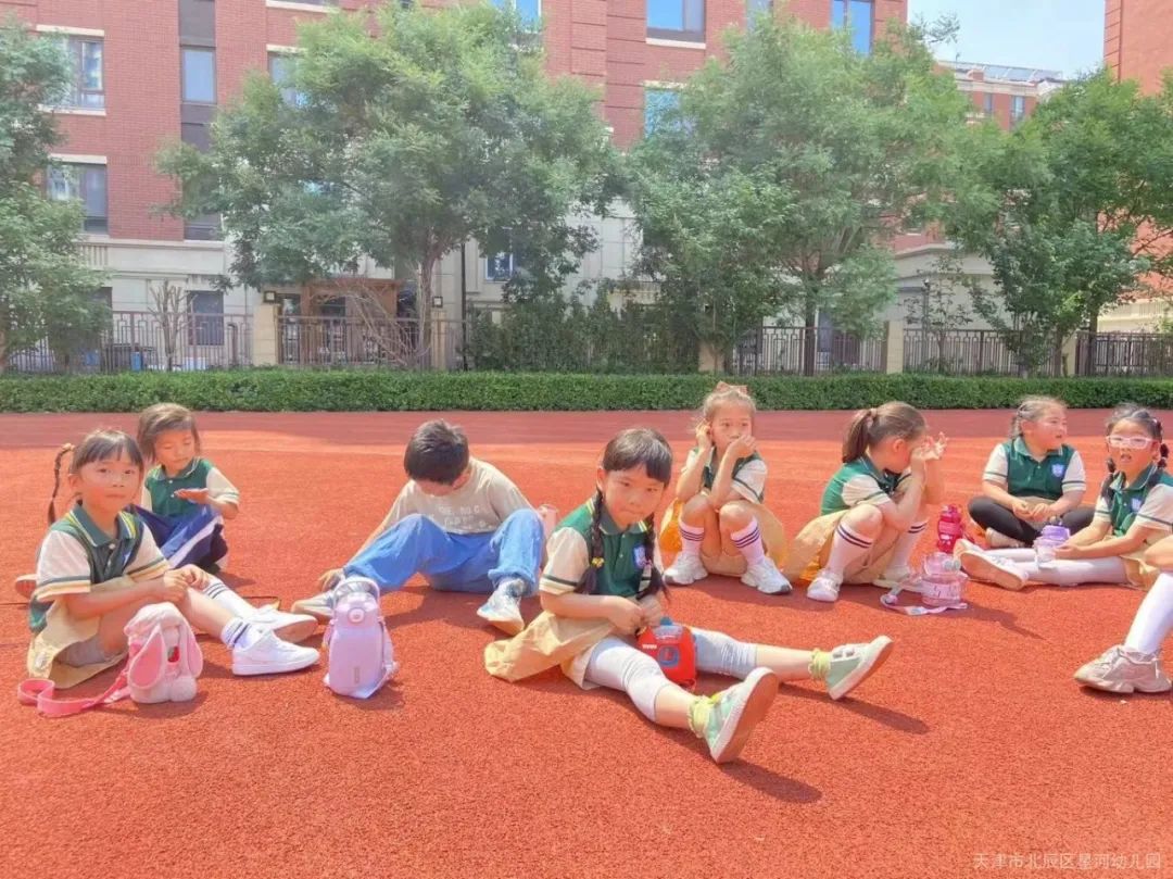你好,小学!---星河幼儿园大班参观小学初体验! 第36张 你好,小学!---星河幼儿园大班参观小学初体验! 第36张