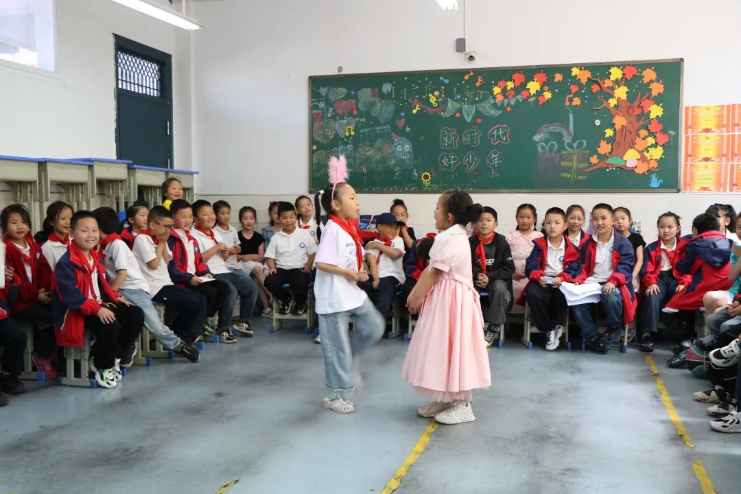 红领巾爱祖国:野三关镇民族中心小学教联体举行“六·一”庆祝活动【组图】 第37张