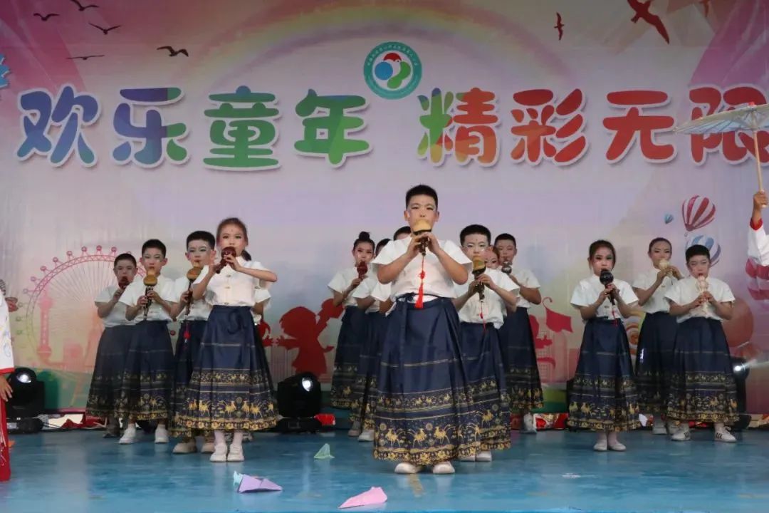 【三中三小教育集团】五家渠第三小学“红领巾爱祖国”庆六一芦笛校园艺术节文艺演出 第77张 【三中三小教育集团】五家渠第三小学“红领巾爱祖国”庆六一芦笛校园艺术节文艺演出 第77张