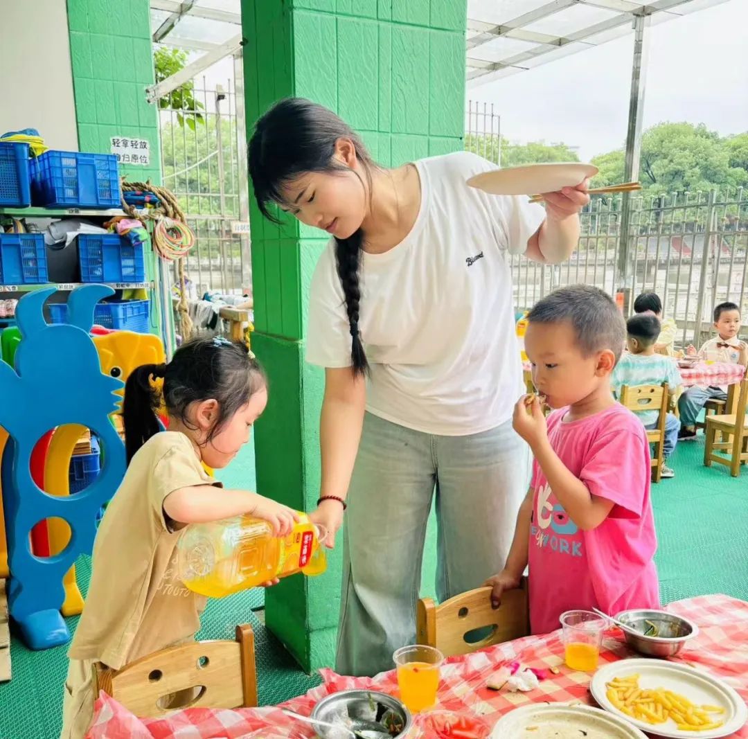 “欢乐六一,趣享成长”——燕子山小学附属幼儿园二部“庆六一”亲子主题活动 第141张