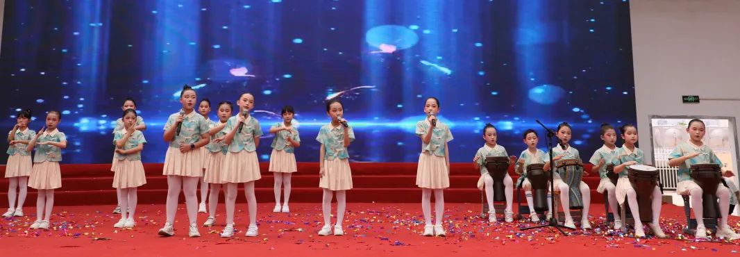 【喜迎六一】鲤城区第三实验小学“强国复兴有我,争做时代新人”庆六一表彰大会暨少年宫活动成果汇报展演(一) 第27张 【喜迎六一】鲤城区第三实验小学“强国复兴有我,争做时代新人”庆六一表彰大会暨少年宫活动成果汇报展演(一) 第27张