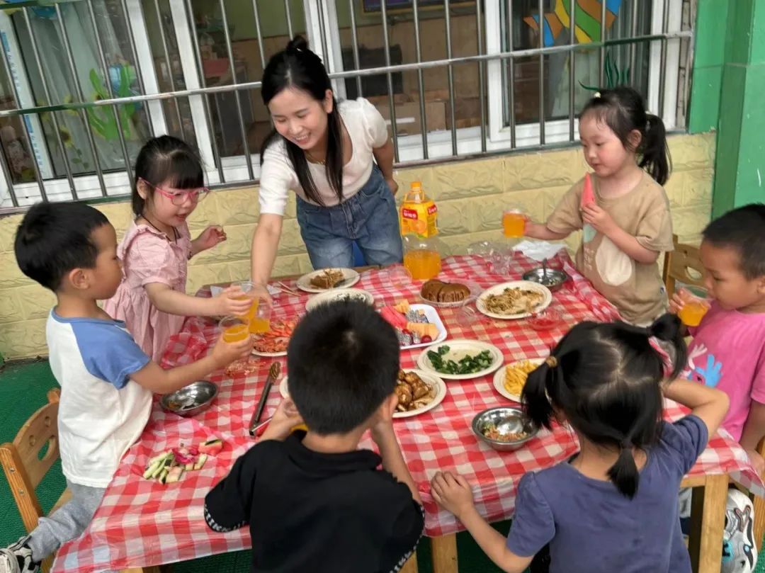 “欢乐六一,趣享成长”——燕子山小学附属幼儿园二部“庆六一”亲子主题活动 第150张