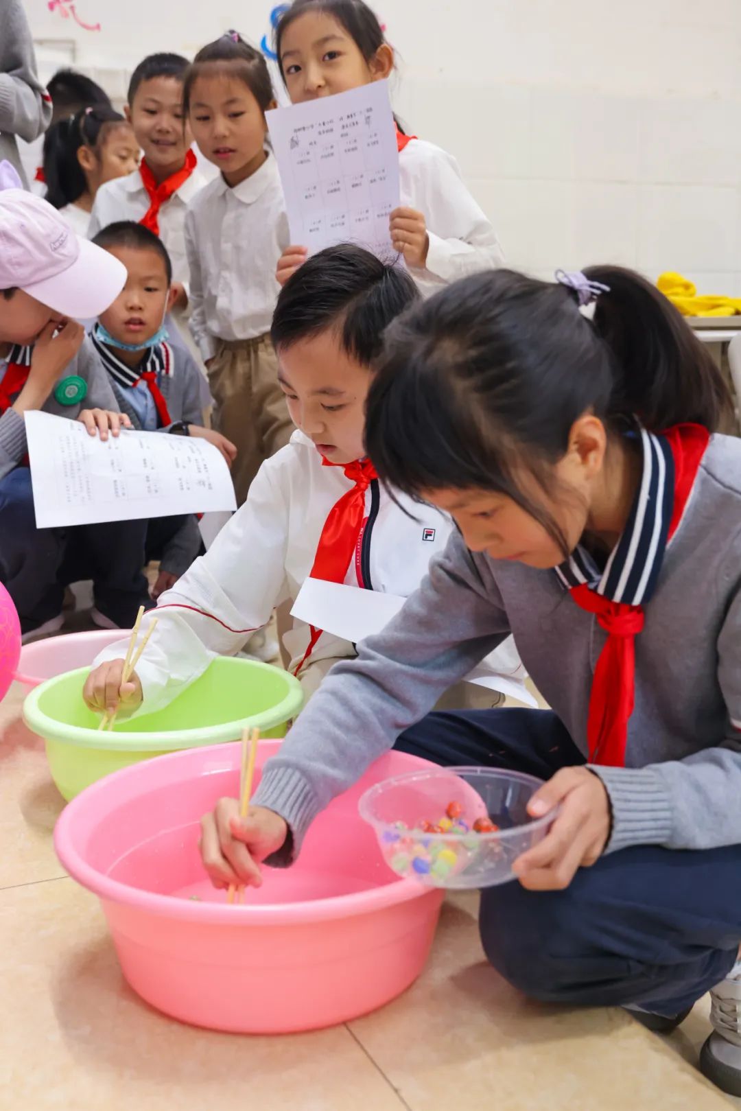 “红领巾 爱祖国”| 棕树营小学2024年“红领巾心向党 在阳光下成长”欢庆“六一”主题队日暨新队员入队仪式活动圆满举行 第70张 “红领巾 爱祖国”| 棕树营小学2024年“红领巾心向党 在阳光下成长”欢庆“六一”主题队日暨新队员入队仪式活动圆满举行 第70张