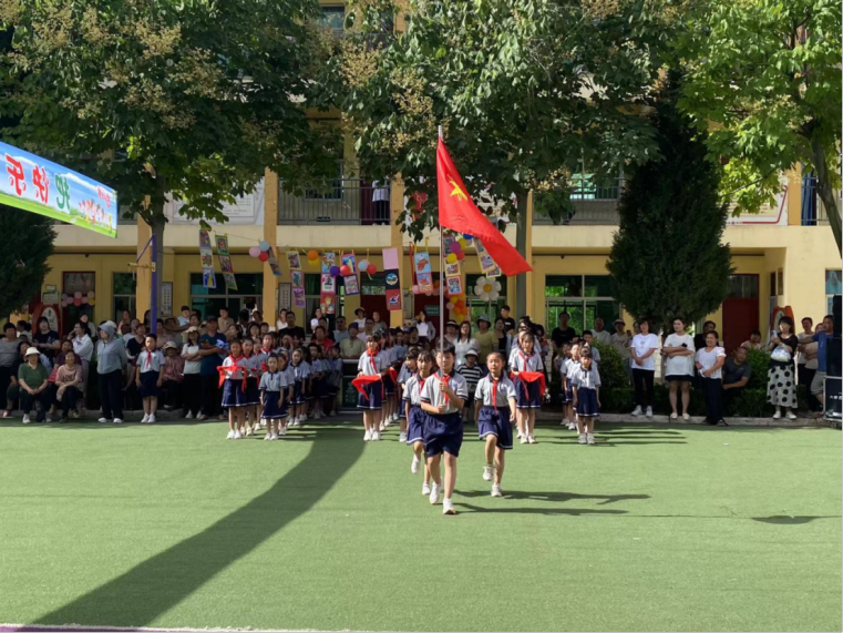 红领巾爱祖国 萌娃闯关过六一——临晋小学“庆六一”主题汇演暨综合实践活动纪实 第5张
