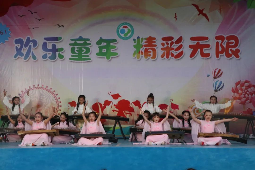 【三中三小教育集团】五家渠第三小学“红领巾爱祖国”庆六一芦笛校园艺术节文艺演出 第35张 【三中三小教育集团】五家渠第三小学“红领巾爱祖国”庆六一芦笛校园艺术节文艺演出 第35张