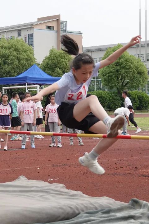 义亭小学举行2024年春季田径运动会 第30张