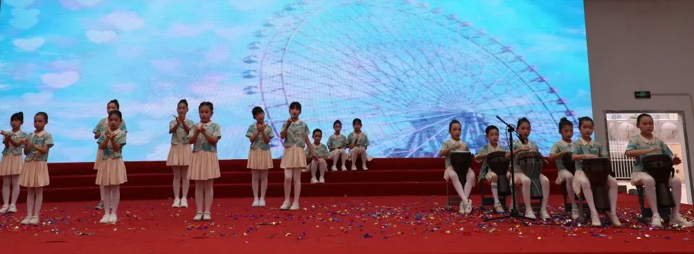 【喜迎六一】鲤城区第三实验小学“强国复兴有我,争做时代新人”庆六一表彰大会暨少年宫活动成果汇报展演(一) 第25张 【喜迎六一】鲤城区第三实验小学“强国复兴有我,争做时代新人”庆六一表彰大会暨少年宫活动成果汇报展演(一) 第25张