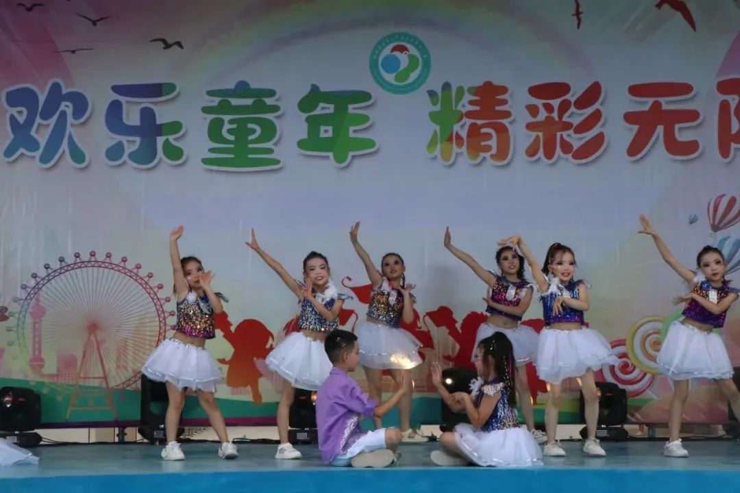 【三中三小教育集团】五家渠第三小学“红领巾爱祖国”庆六一芦笛校园艺术节文艺演出 第63张 【三中三小教育集团】五家渠第三小学“红领巾爱祖国”庆六一芦笛校园艺术节文艺演出 第63张