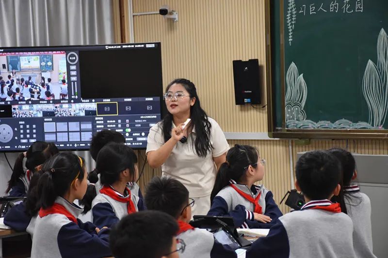 【楚水小学·教研动态】智慧引领未来  教育创新绽放——兴化市智慧教育创新改革展示活动在楚水小学举行 第4张