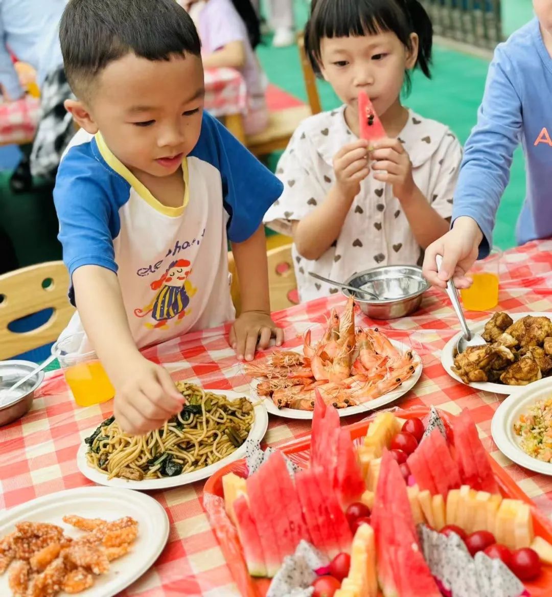 “欢乐六一,趣享成长”——燕子山小学附属幼儿园二部“庆六一”亲子主题活动 第136张