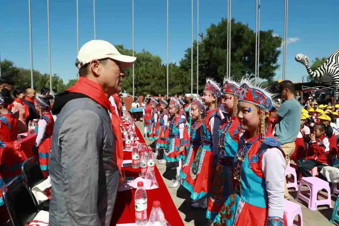 七彩童年 天天向上 | 宋庄镇中心小学校园艺术节在上上国际美术馆开幕 第19张