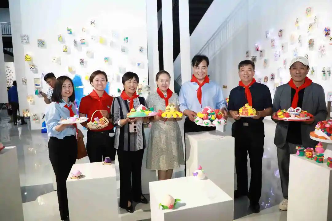 七彩童年 天天向上 | 宋庄镇中心小学校园艺术节在上上国际美术馆开幕 第46张