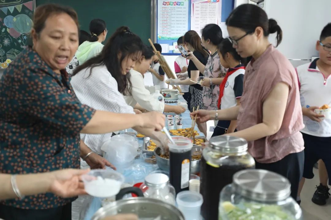 【两江德育·少先队活动】两江小学2024年“童心盛宴 欢乐六一”儿童节系列活动 第92张 【两江德育·少先队活动】两江小学2024年“童心盛宴 欢乐六一”儿童节系列活动 第92张