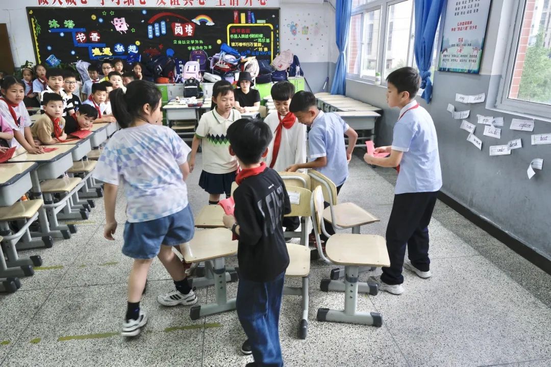 亦玩亦学,欢庆六一——水头镇实验小学六一游园暨项目学评活动 第30张 亦玩亦学,欢庆六一——水头镇实验小学六一游园暨项目学评活动 第30张