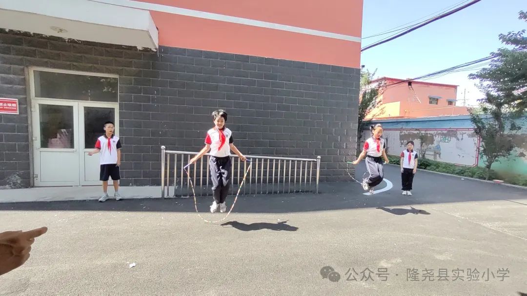彩色周末 智趣童年——隆尧县实验小学六一儿童节“彩色周末”活动 第5张 彩色周末 智趣童年——隆尧县实验小学六一儿童节“彩色周末”活动 第5张