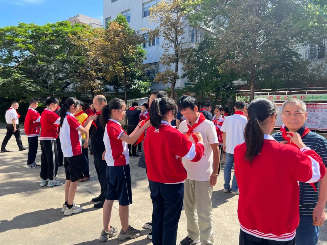 “红领巾爱祖国”——元光小学宝树校区新生入队仪式 第15张
