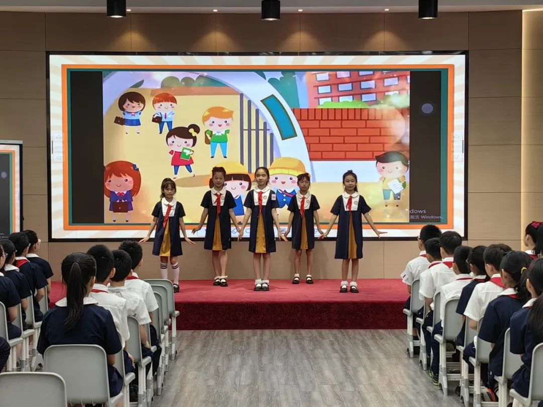 红领巾爱祖国 争做新时代好队员——龙泰小学举行2024年一年级新队员入队暨中队活动课系列活动 第47张 红领巾爱祖国 争做新时代好队员——龙泰小学举行2024年一年级新队员入队暨中队活动课系列活动 第47张