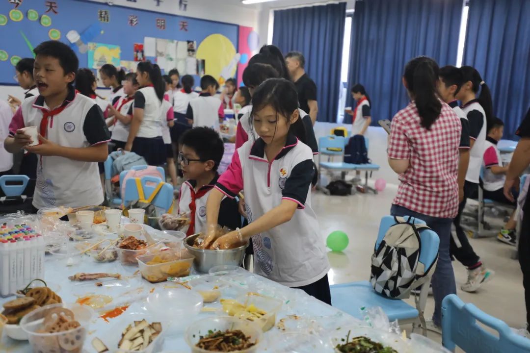 【两江德育·少先队活动】两江小学2024年“童心盛宴 欢乐六一”儿童节系列活动 第96张 【两江德育·少先队活动】两江小学2024年“童心盛宴 欢乐六一”儿童节系列活动 第96张