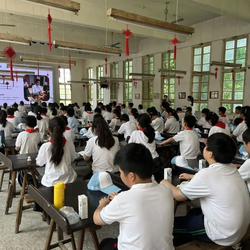 贵池区百荷小学五年级传统文化及军事拓展研学实践教育活动 第40张 贵池区百荷小学五年级传统文化及军事拓展研学实践教育活动 第40张