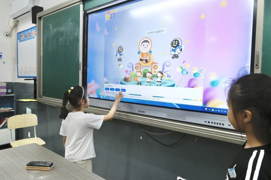 亦玩亦学,欢庆六一——水头镇实验小学六一游园暨项目学评活动 第19张 亦玩亦学,欢庆六一——水头镇实验小学六一游园暨项目学评活动 第19张