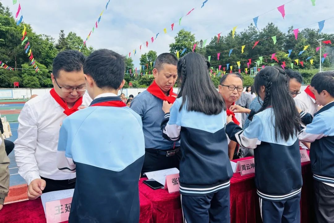 红领巾 爱祖国——永和小学2024年庆“六一”国际儿童节文艺汇演 第3张 红领巾 爱祖国——永和小学2024年庆“六一”国际儿童节文艺汇演 第3张