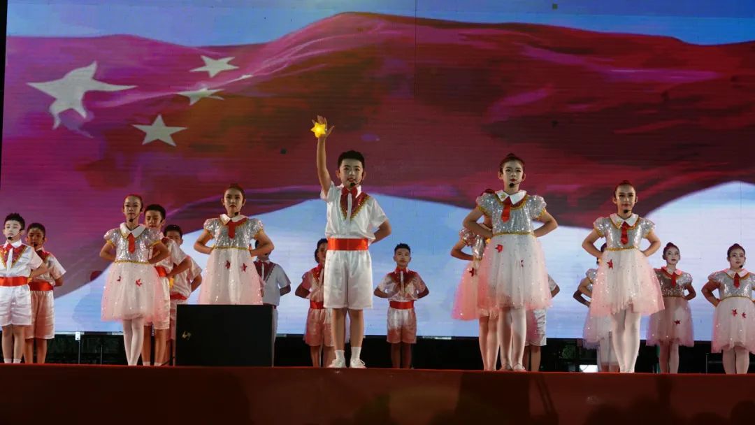 红领巾爱祖国 | 忻州市长征小学西校区举行2024年“童心萌动 乐享六一”庆六一文艺汇演 第39张