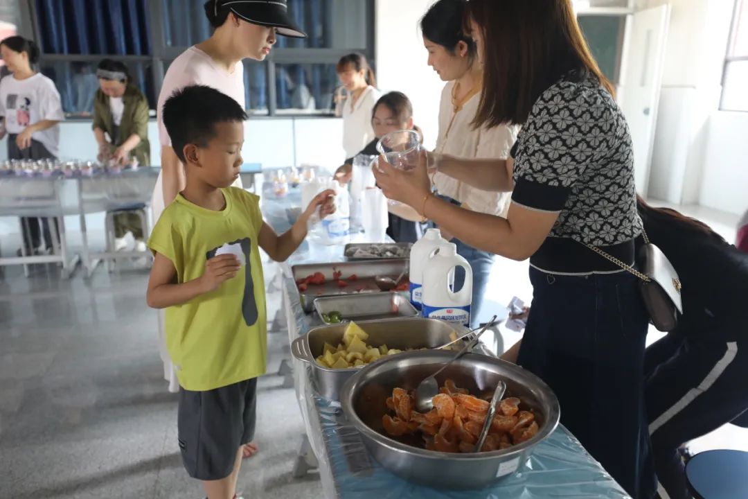 【两江德育·少先队活动】两江小学2024年“童心盛宴 欢乐六一”儿童节系列活动 第98张 【两江德育·少先队活动】两江小学2024年“童心盛宴 欢乐六一”儿童节系列活动 第98张