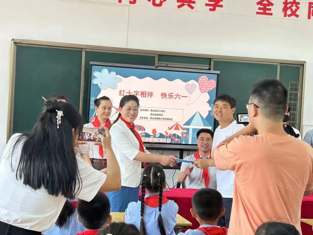英山县城西小学一周工作回顾【第三十三期】(5月27日-6月2日) 第18张 英山县城西小学一周工作回顾【第三十三期】(5月27日-6月2日) 第18张