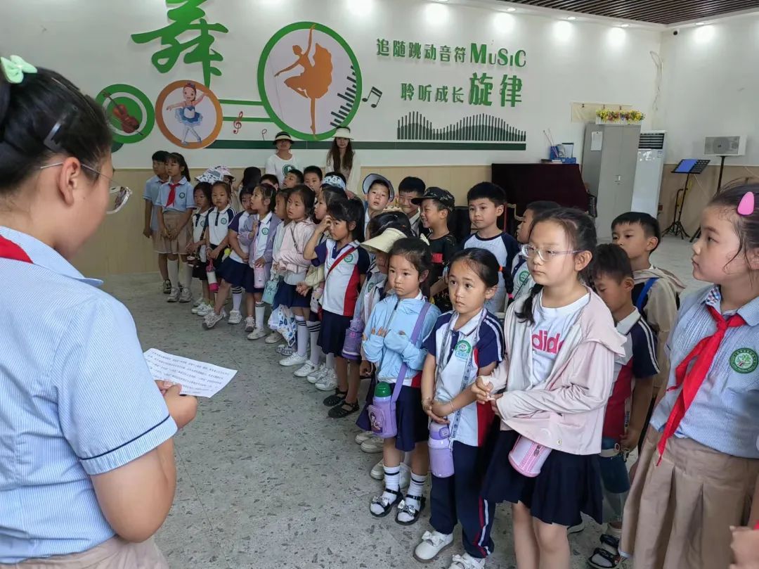 【幼小衔接】初探小学 “幼”见成长——下淀中心幼儿园大班参观小学活动 第41张