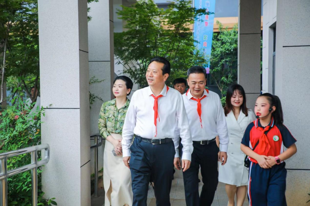【喜讯】高新区艾溪湖第一小学赣剧《牡丹亭》参加南昌市庆祝第74个“六一”国际儿童节文艺汇演 第3张 【喜讯】高新区艾溪湖第一小学赣剧《牡丹亭》参加南昌市庆祝第74个“六一”国际儿童节文艺汇演 第3张