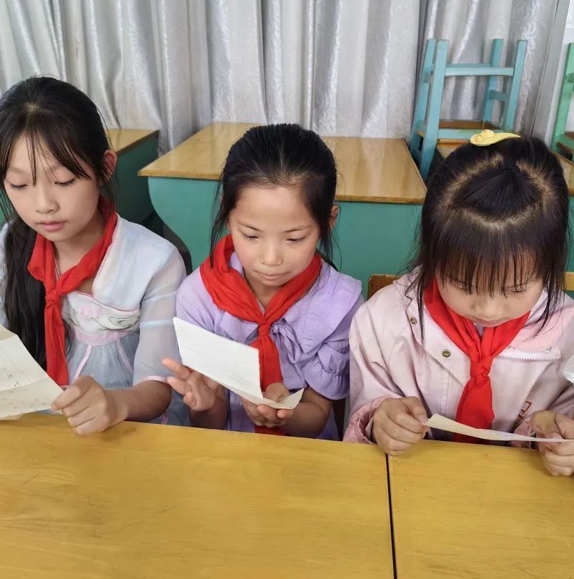 【实小教育集团•城港小学】“拾”级而上,快乐成长——城港小学三年级成长仪式 第31张 【实小教育集团•城港小学】“拾”级而上,快乐成长——城港小学三年级成长仪式 第31张