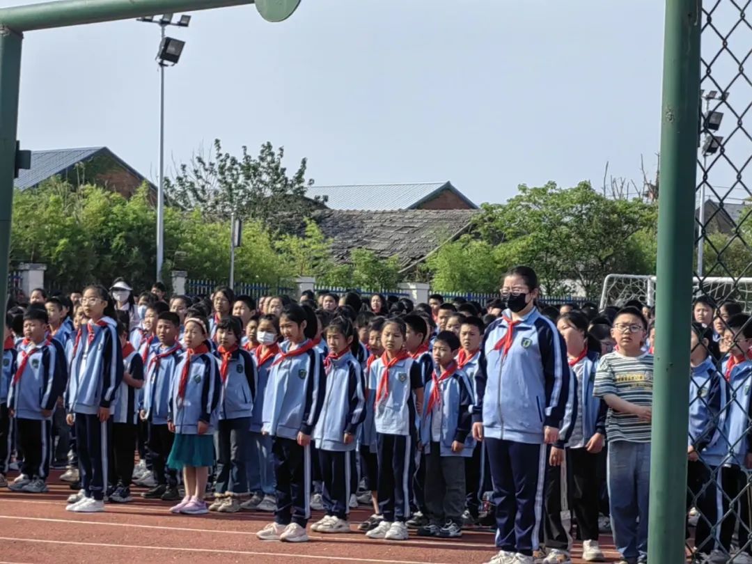 【学前教育宣传月】走进小学 快乐体验——阜宁县施庄中心幼儿园大班年级组走进小学实践活动 第13张 【学前教育宣传月】走进小学 快乐体验——阜宁县施庄中心幼儿园大班年级组走进小学实践活动 第13张
