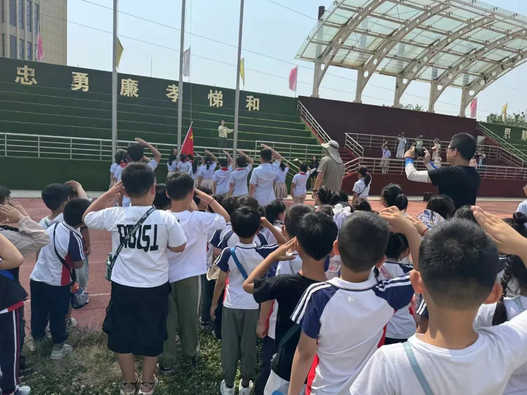 【幼小衔接】初探小学 “幼”见成长——下淀中心幼儿园大班参观小学活动 第30张