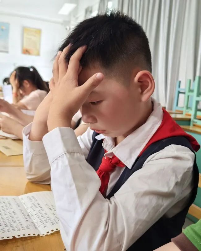 【实小教育集团•城港小学】“拾”级而上,快乐成长——城港小学三年级成长仪式 第43张 【实小教育集团•城港小学】“拾”级而上,快乐成长——城港小学三年级成长仪式 第43张
