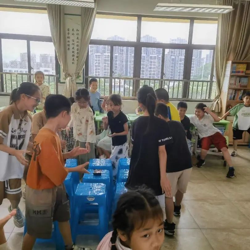 火炬开发区第八小学开展“红领巾爱祖国”欢庆六一儿童节活动 第22张