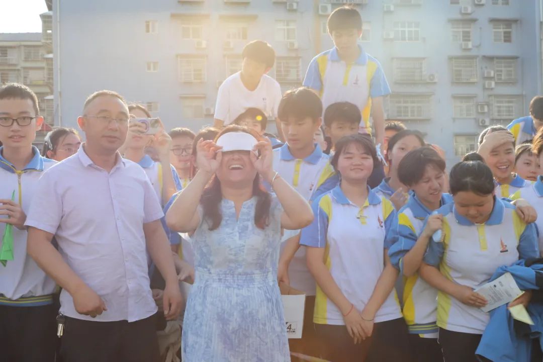 【清廉学校】减压赋能 乐赢中考——怀化市第二中举行中考考前减压活动 第37张