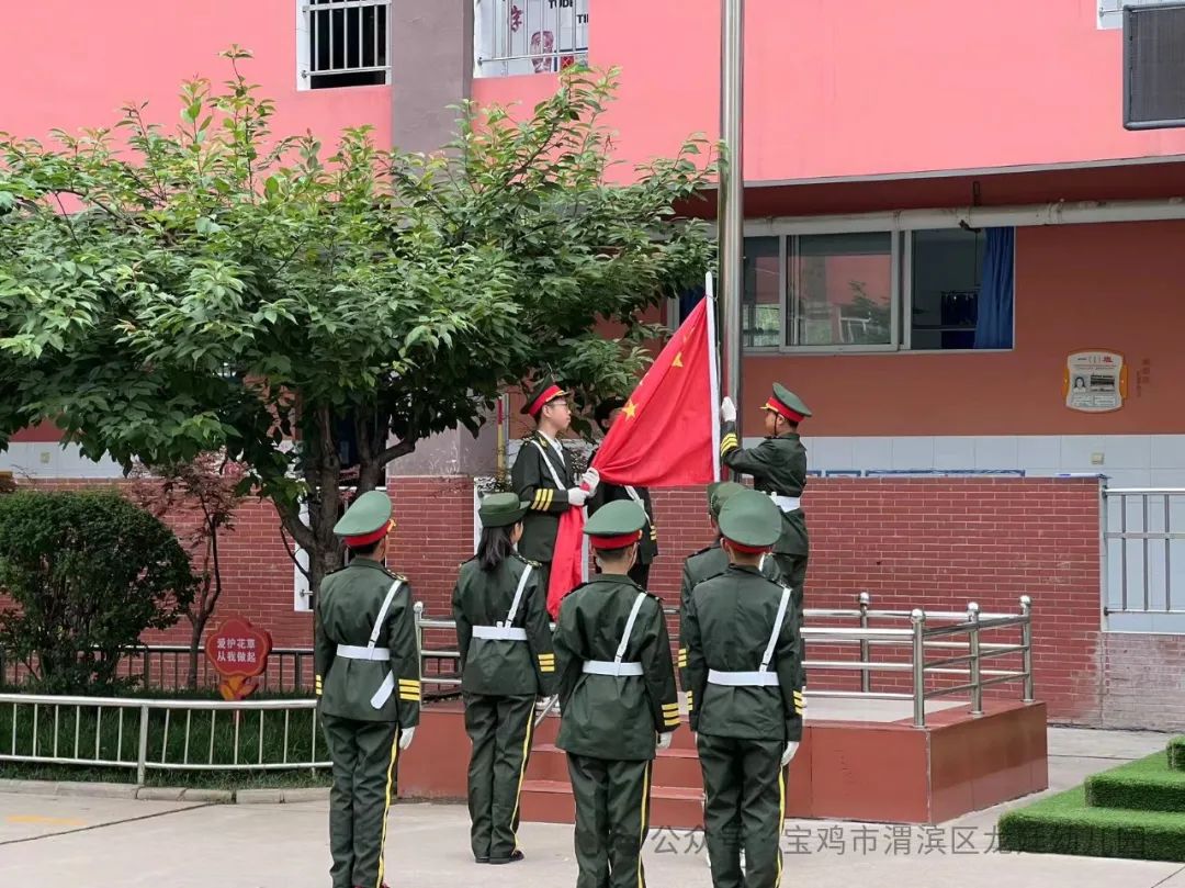 小学初体验 衔接助成长——宝鸡市渭滨区龙廷幼儿园参观小学活动 第8张 小学初体验 衔接助成长——宝鸡市渭滨区龙廷幼儿园参观小学活动 第8张