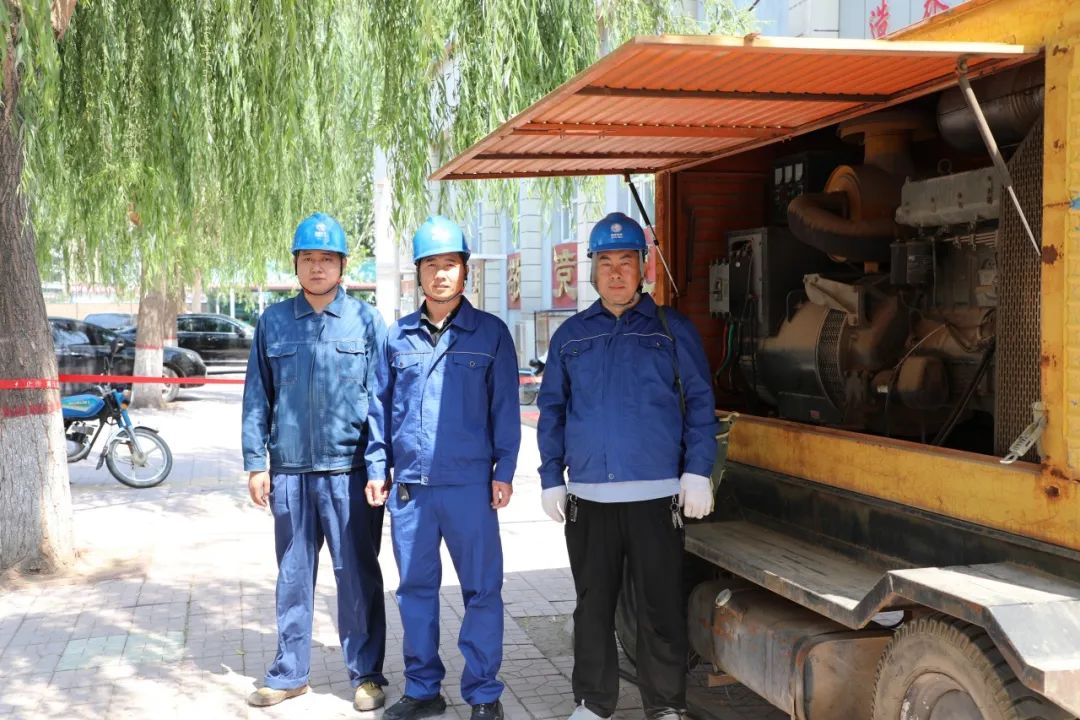 【2024高考●韶华逐梦 中华有我】 系列之精益统筹 我校举行2024高考仿真模拟考试 第6张 【2024高考●韶华逐梦 中华有我】 系列之精益统筹 我校举行2024高考仿真模拟考试 第6张