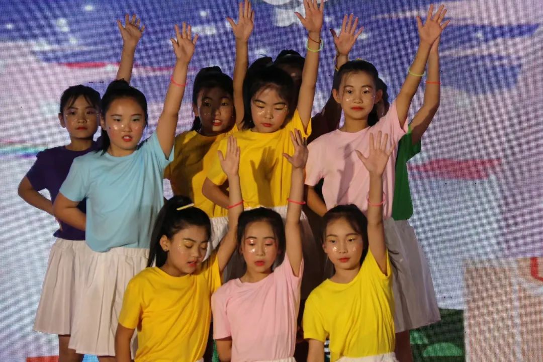 【清河县永辉小学】歌声嘹亮,童心飞扬--永辉小学十周年庆典暨庆六一联欢会 第54张