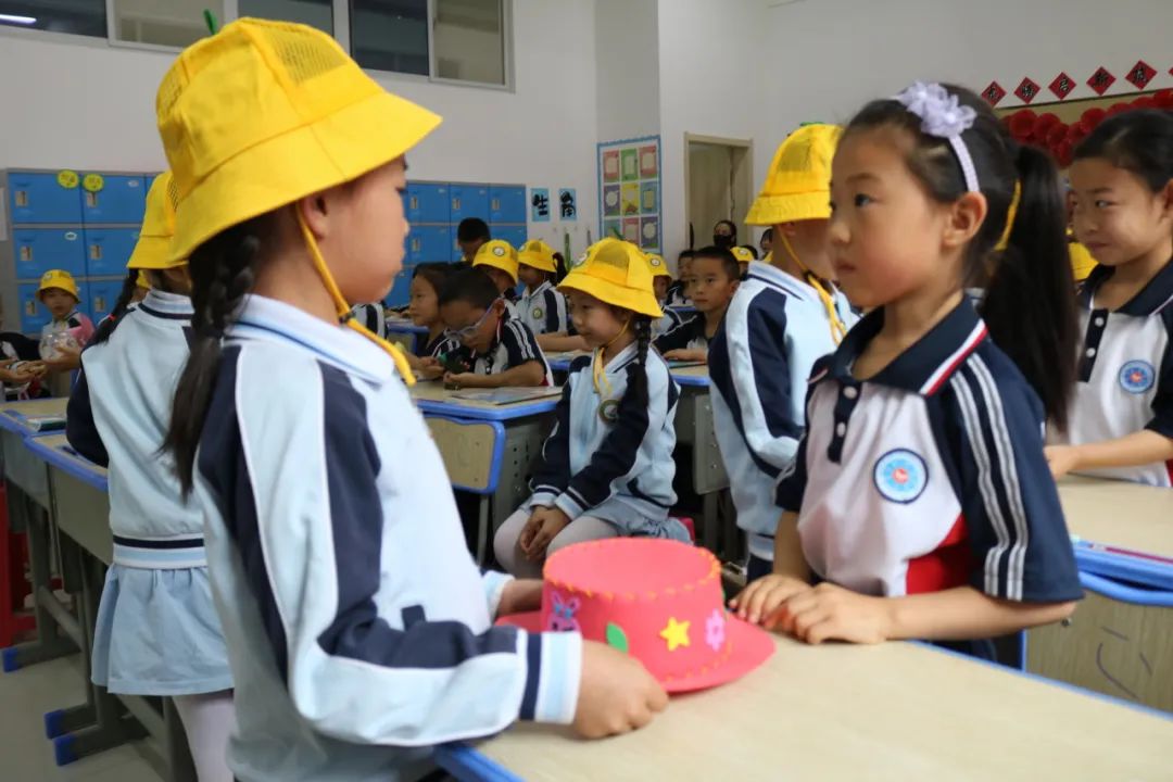 【“趣”探小学 “幼”见成长】—六幼爱之堡幼小衔接系列活动(二) 第16张 【“趣”探小学 “幼”见成长】—六幼爱之堡幼小衔接系列活动(二) 第16张