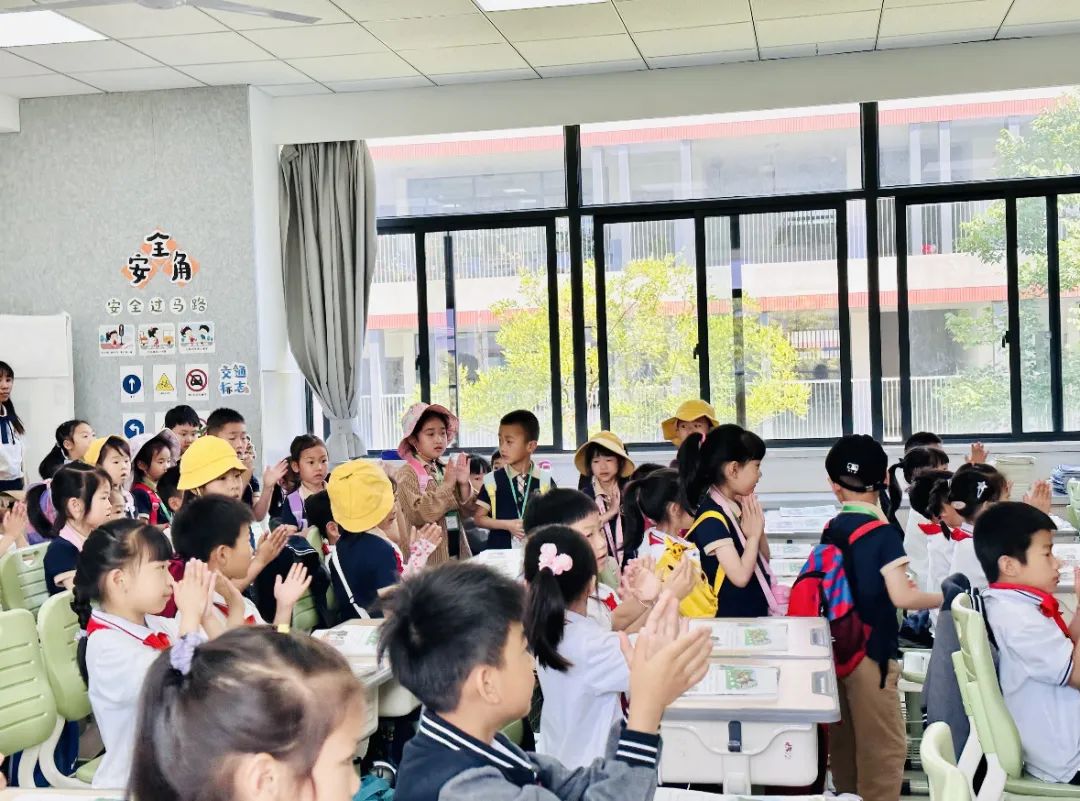 【幼小衔接】“趣”探小学,“幼”见成长——金茂幼儿园幼小衔接系列活动之参观小学(第九期) 第41张