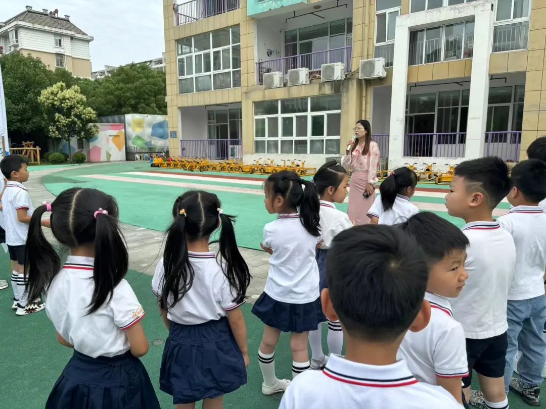 【幼小衔接】走进小学,体验成长——无为市南惠幼儿园教育集团本部大班组参观小学活动 第40张 【幼小衔接】走进小学,体验成长——无为市南惠幼儿园教育集团本部大班组参观小学活动 第40张