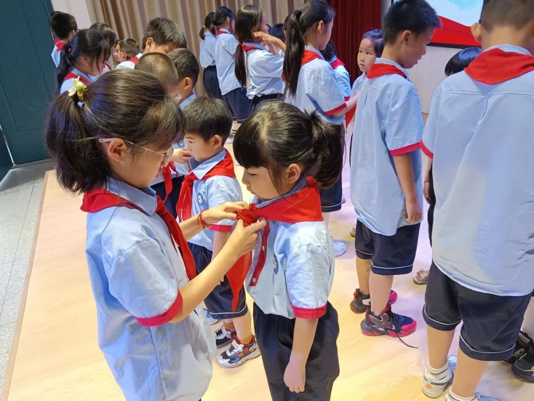 英山县城西小学一周工作回顾【第三十三期】(5月27日-6月2日) 第89张 英山县城西小学一周工作回顾【第三十三期】(5月27日-6月2日) 第89张