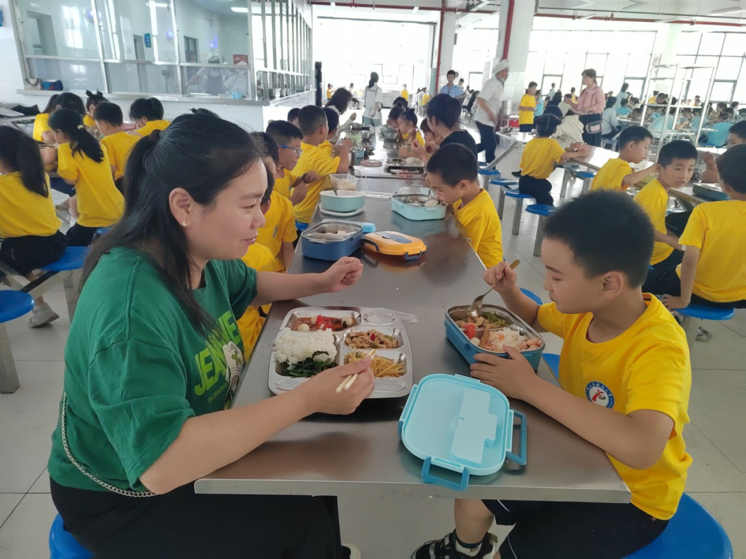英山县城西小学一周工作回顾【第三十三期】(5月27日-6月2日) 第94张 英山县城西小学一周工作回顾【第三十三期】(5月27日-6月2日) 第94张