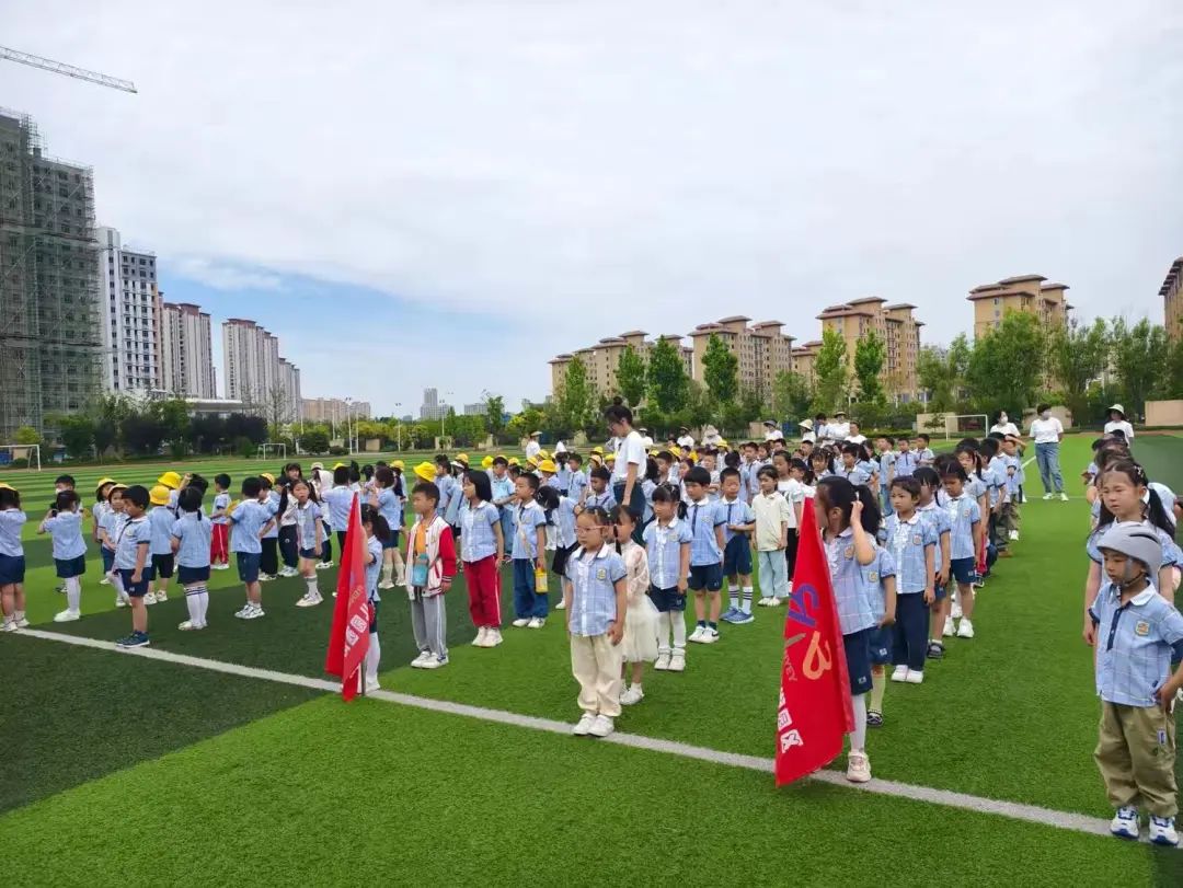 “趣”探小学 “幼”见成长——人民幼儿园西湖园区大班组参观小学活动 第5张 “趣”探小学 “幼”见成长——人民幼儿园西湖园区大班组参观小学活动 第5张