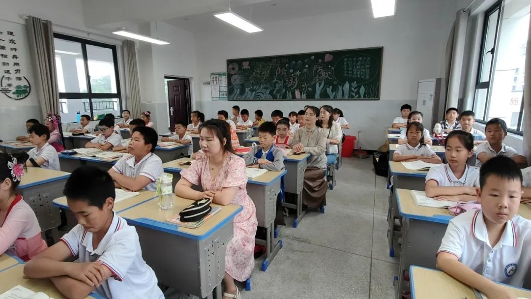 英山县城西小学一周工作回顾【第三十三期】(5月27日-6月2日) 第92张 英山县城西小学一周工作回顾【第三十三期】(5月27日-6月2日) 第92张