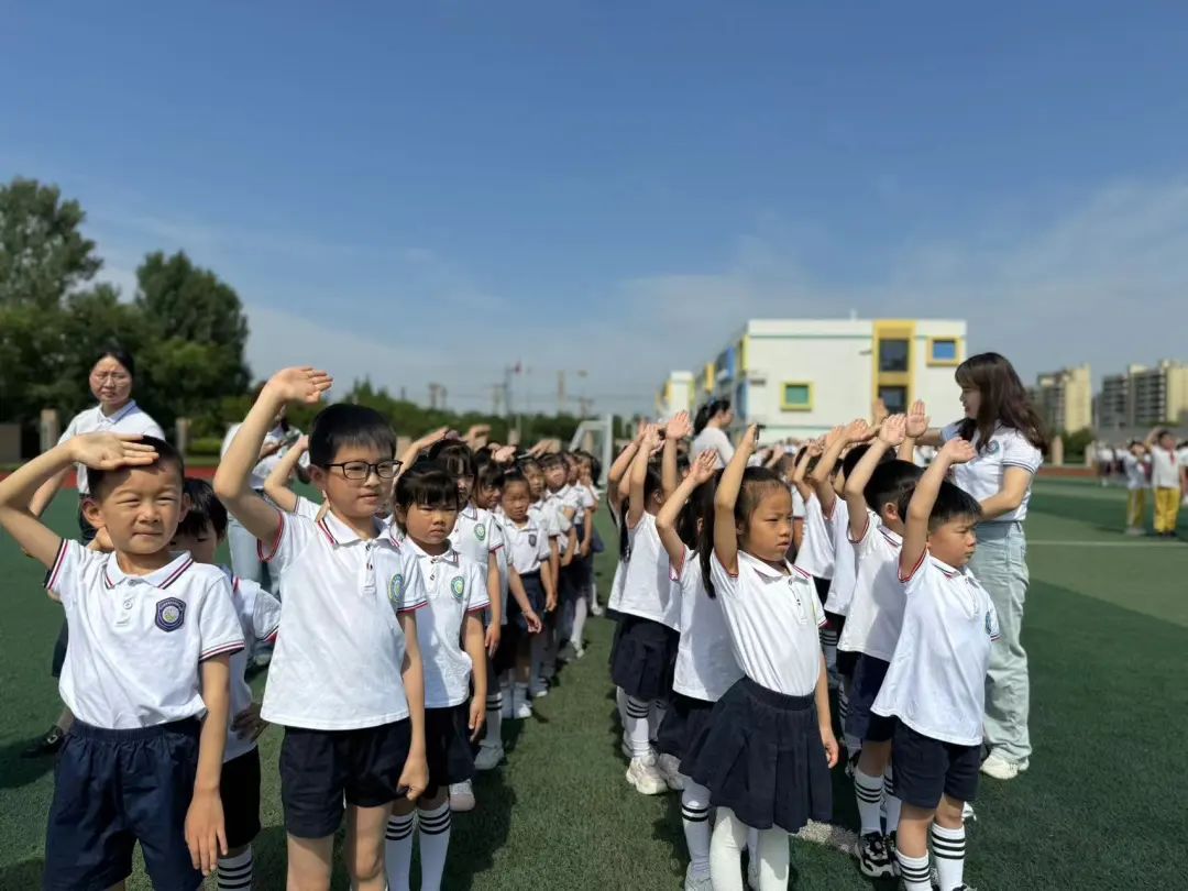 【幼小衔接】走进小学,体验成长——无为市南惠幼儿园教育集团本部大班组参观小学活动 第73张 【幼小衔接】走进小学,体验成长——无为市南惠幼儿园教育集团本部大班组参观小学活动 第73张