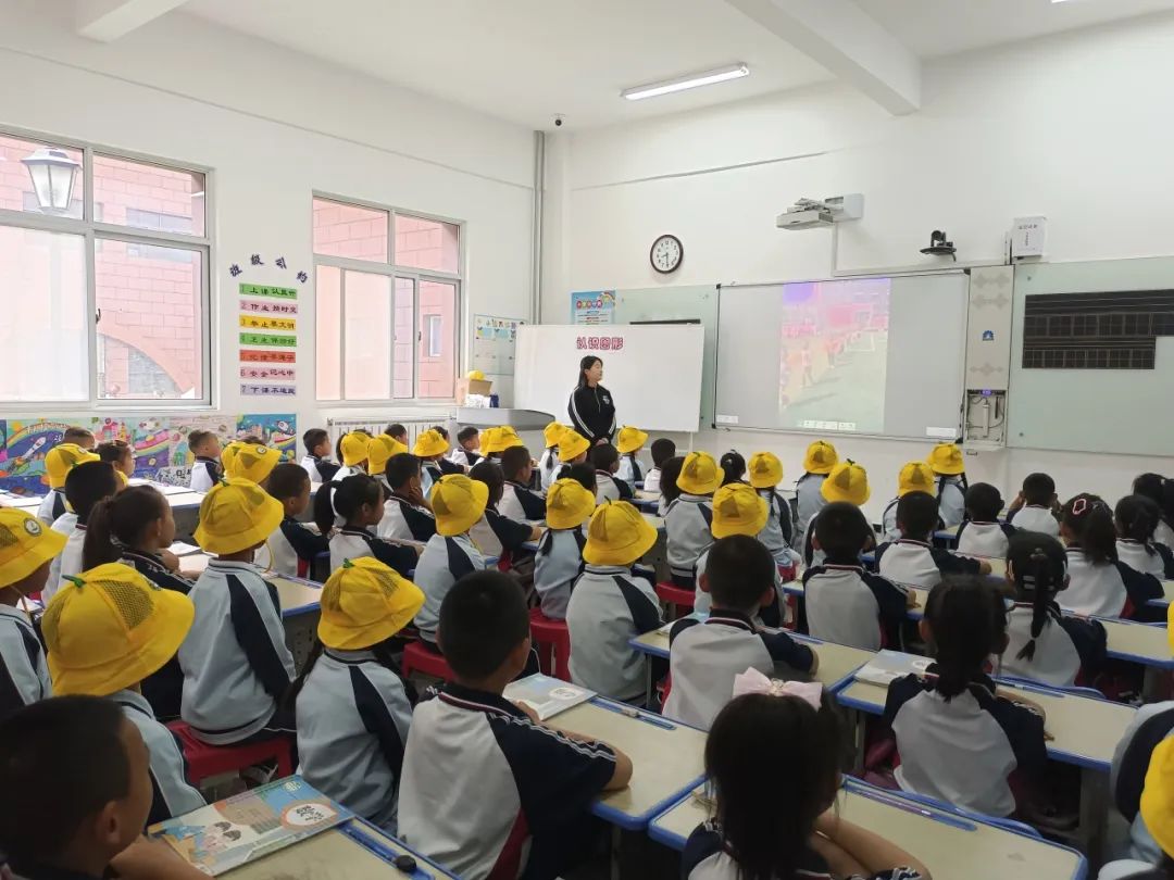 【“趣”探小学 “幼”见成长】—六幼爱之堡幼小衔接系列活动(二) 第10张 【“趣”探小学 “幼”见成长】—六幼爱之堡幼小衔接系列活动(二) 第10张