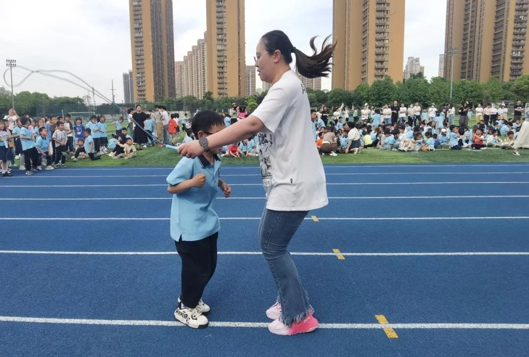 春城实验小学第十一届体育节来喽!精彩纷呈,邀您来看 第63张