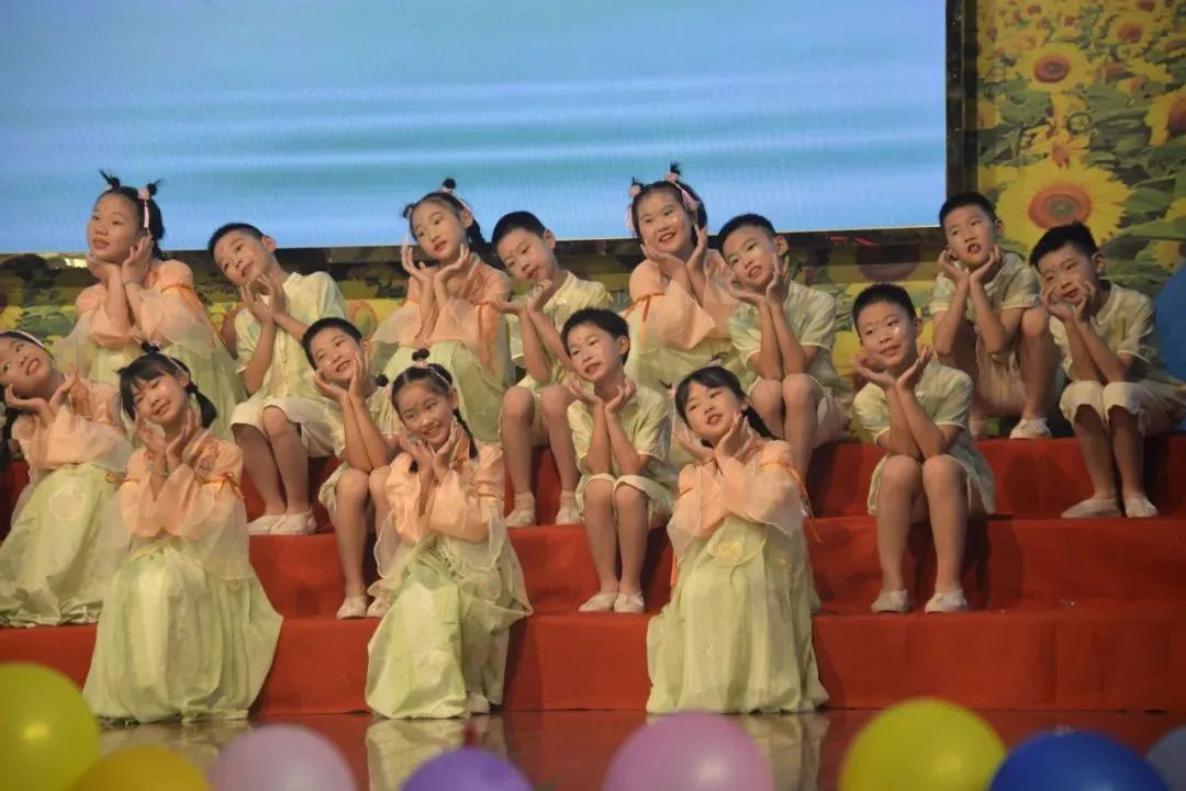 小学分校举行“六一”庆典暨校园开放日活动 第52张